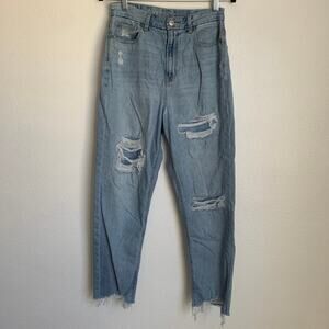 5/$25 American Eagle Distressed Raw Hem Straight Jeans Light Wash